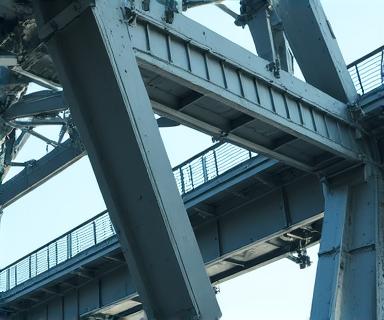 Particolare di una struttura in acciaio complessa